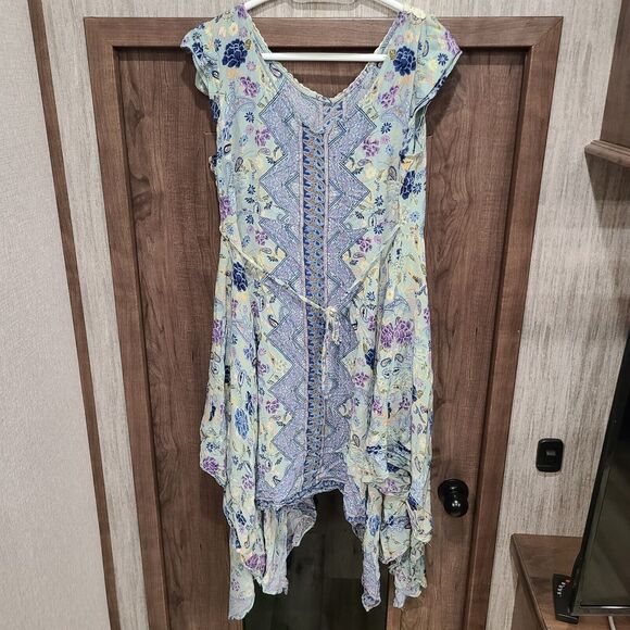 Lola P 100% Rayon Casual Dress Floral Women Size Medium - Picture 3 of 4